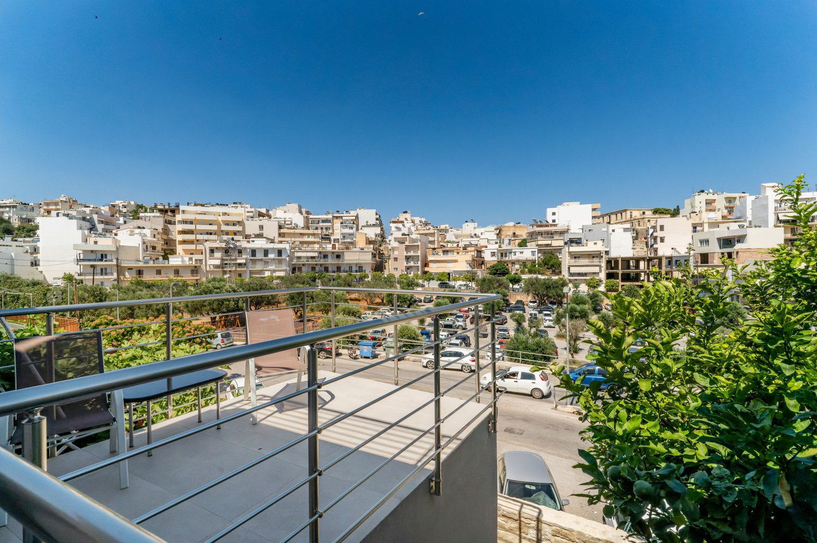 Apartment mit privater Terrasse & Stadtblick - View 1